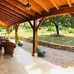 Les Cedres Du Linard, D'hotes Near Lascaux, Montignac, Sarlat-la-caneda, Dordogne 4*