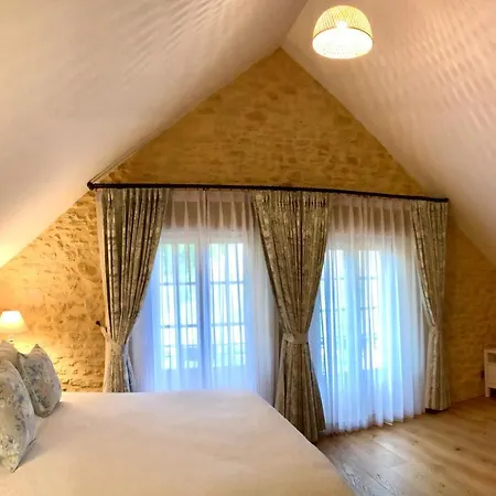 Les Cedres Du Linard, D'hotes Near Lascaux, Montignac, Sarlat-la-caneda, Dordogne Bed & Breakfast *