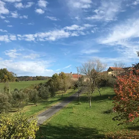 Les Cedres Du Linard, D'hotes Near Lascaux, Montignac, Sarlat-la-caneda, Dordogne Bed & Breakfast *
