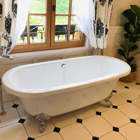 Les Cedres Du Linard, D'hotes Near Lascaux, Montignac, Sarlat-la-caneda, Dordogne Bed & Breakfast 4*