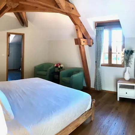 Les Cedres Du Linard, D'hotes Near Lascaux, Montignac, Sarlat-la-caneda, Dordogne * La Chapelle-Aubareil