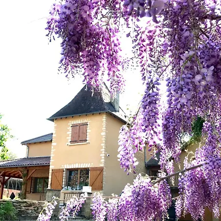 Bed & Breakfast Les Cedres Du Linard, D'hotes Near Lascaux, Montignac, Sarlat-la-caneda, Dordogne