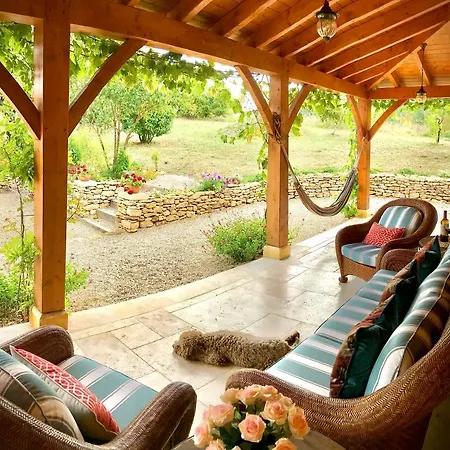 Les Cedres Du Linard, D'hotes Near Lascaux, Montignac, Sarlat-la-caneda, Dordogne Bed & Breakfast