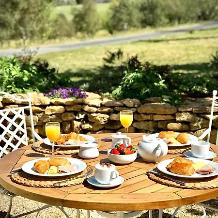 Bed & Breakfast Les Cedres Du Linard, D'hotes Near Lascaux, Montignac, Sarlat-la-caneda, Dordogne La Chapelle-Aubareil