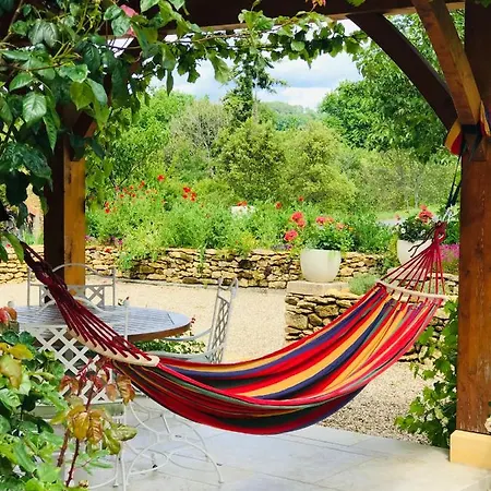Les Cedres Du Linard, D'hotes Near Lascaux, Montignac, Sarlat-la-caneda, Dordogne Bed & Breakfast